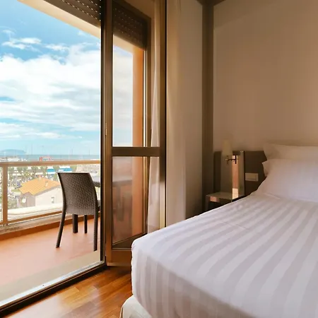 Miramare 호텔 4*