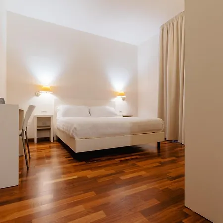 Miramare 4* تْشيفيتانوفا ماركي